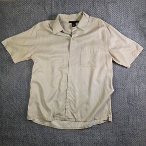 Marshall Field's Men's Medium 100% Silk Short Sleeve Button Up Shirt Beige Patte